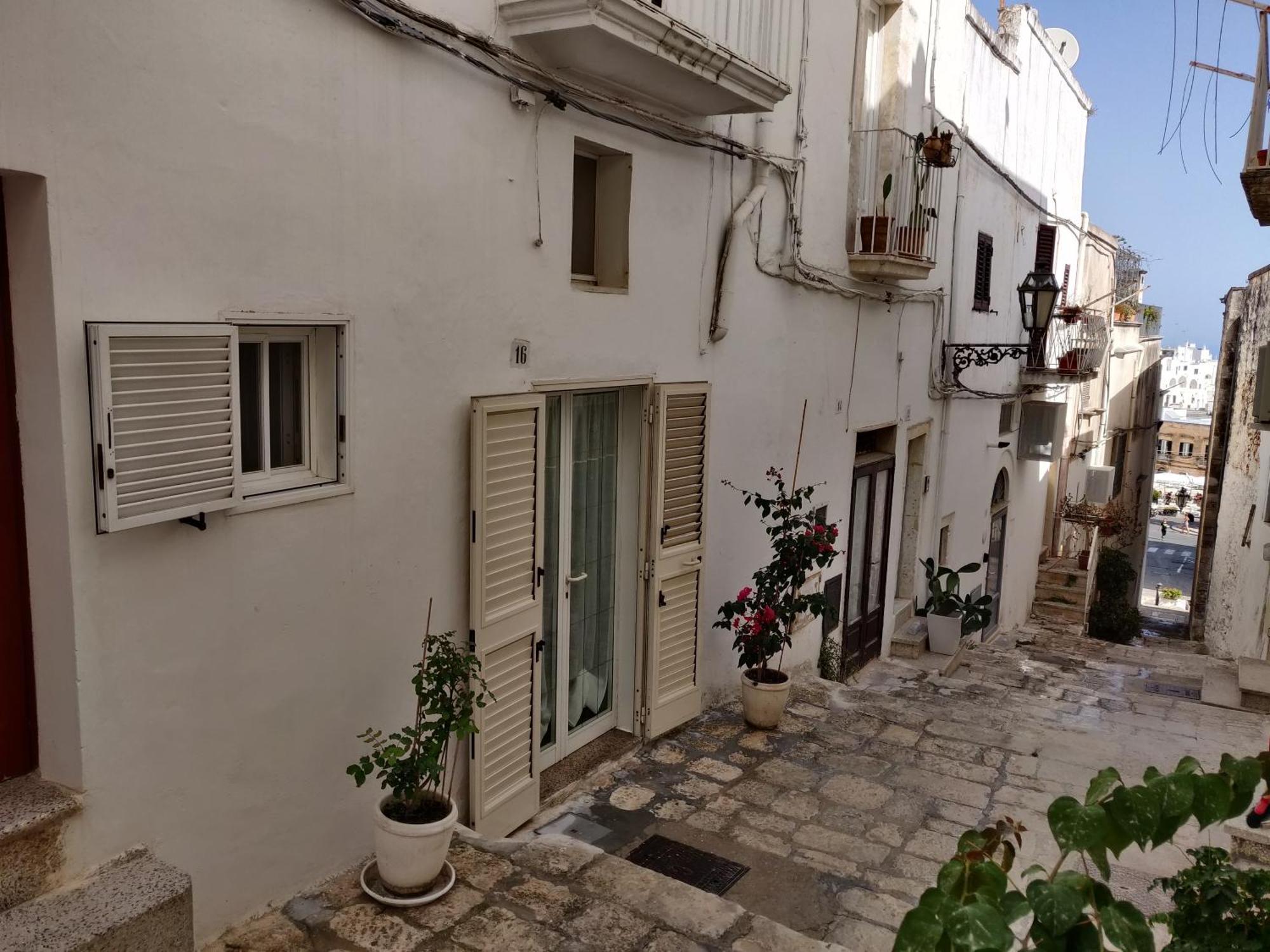 Casetta Centro Storico Ostuni Exterior photo